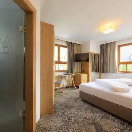 Acksteiner Inklusive Sommerkarte Premium 3* Санкт-Антон-ам-Арльберг
