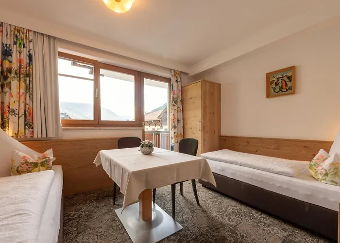 Hotell Acksteiner 3*