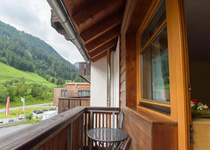 Acksteiner Hotell 3*