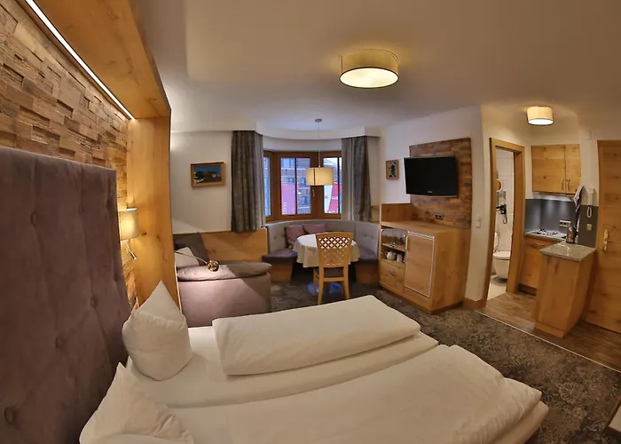 Acksteiner Hotell 3*