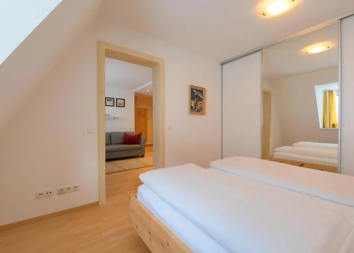 Hotell Acksteiner 3*