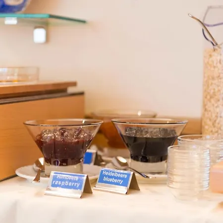 Acksteiner サンクト・アントン・アム・アールベルク