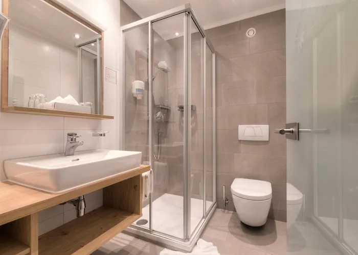 מלון Acksteiner 3*